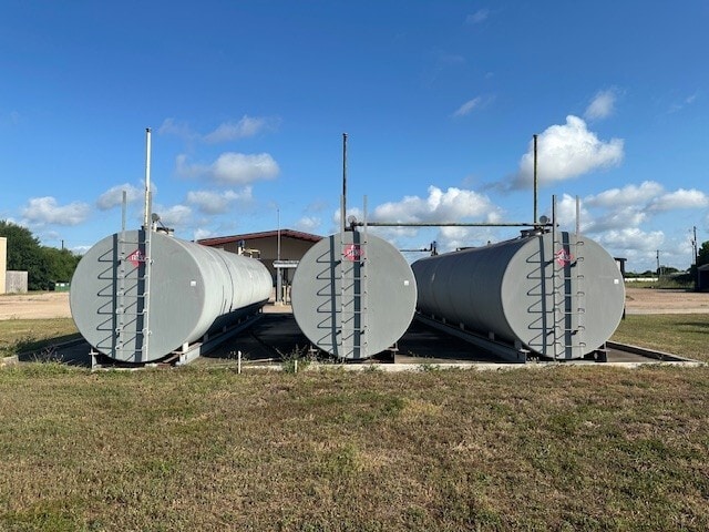 More Photos Of 12104 US-59, Victoria Industrial For Lease