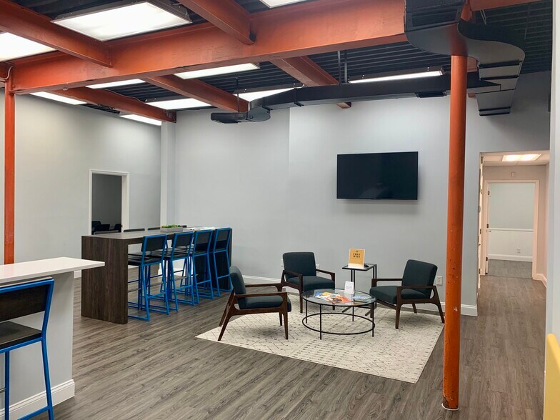 More Photos Of 609 E Jackson St, Tampa Office For Lease
