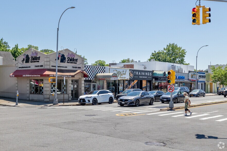 Primary Photo Of 18616 Union Tpke, Fresh Meadows Storefront For Lease