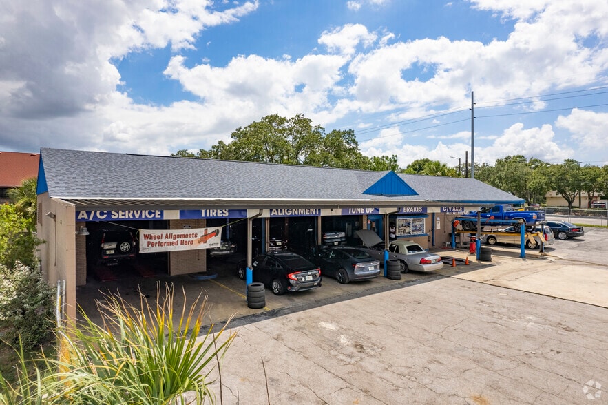 More Photos Of 2201 E Busch Blvd, Tampa Auto Repair For Sale