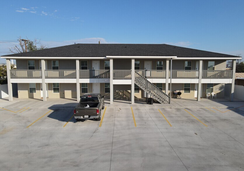 Primary Photo Of , Monahans Multifamily For Sale