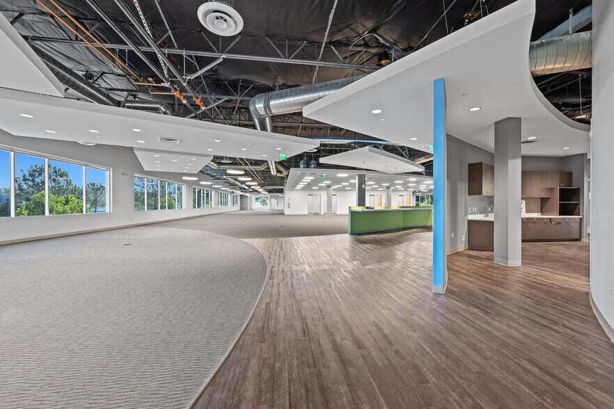 More Photos Of 3115 Melrose Dr, Carlsbad Office For Lease