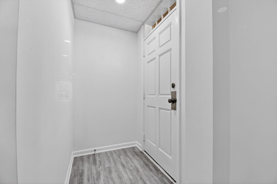 More Photos Of 8607-8609 2nd Ave, Silver Spring Medical For Sale