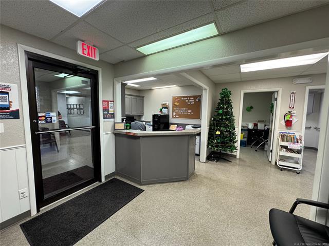 More Photos Of 1029 E Washington Ave, Mcalester Rehabilitation Center For Sale