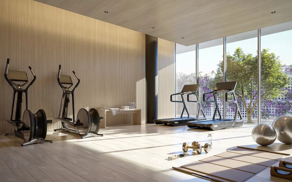 More Photos Of 950 SW 5th St, Miami Beach Office For Sale