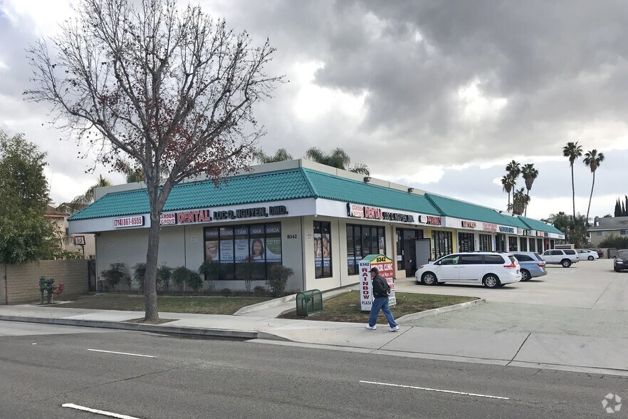 Primary Photo Of 8342 Garden Grove Blvd, Garden Grove Coworking Space