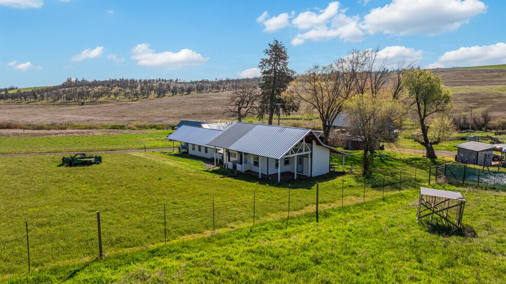 More Photos Of 81338 Rail Hollow Rd, Dufur Land For Sale