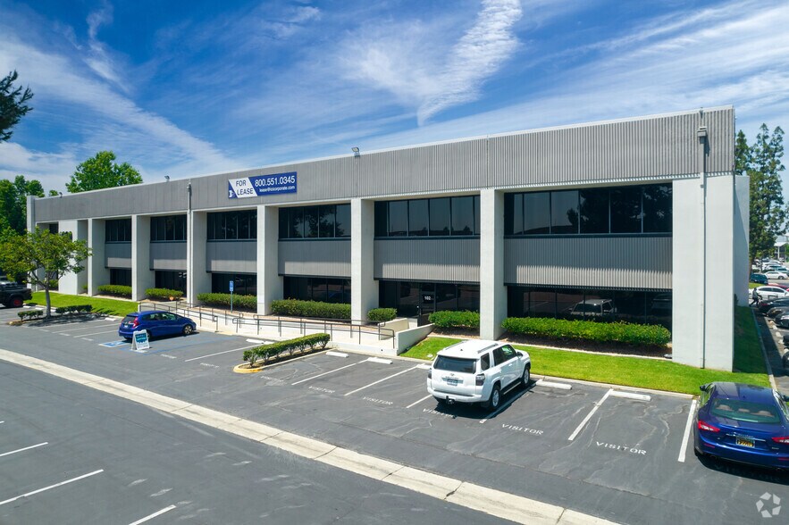 More Photos Of 680 Langsdorf Dr, Fullerton Office For Lease