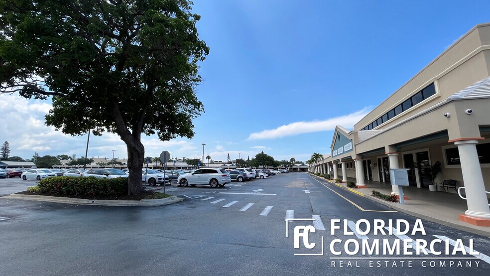 More Photos Of 2175-2223 SE Ocean Blvd, Stuart Medical For Lease