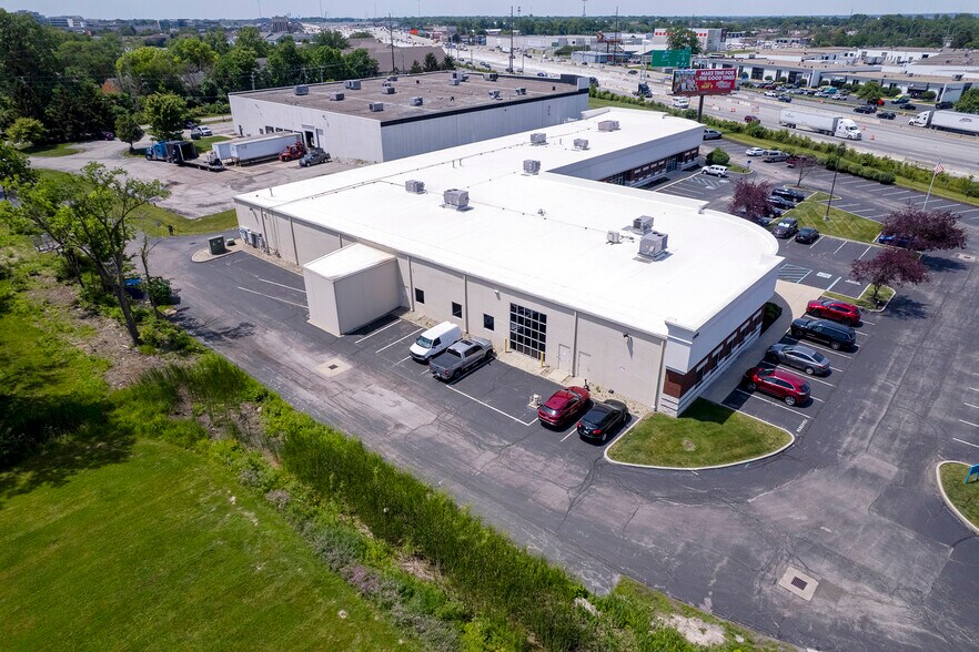 More Photos Of , Indianapolis Flex For Sale