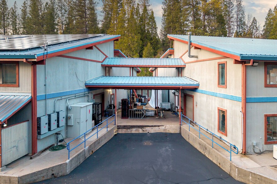 More Photos Of 870 Gold Flat Rd, Nevada City Research And Development For Lease