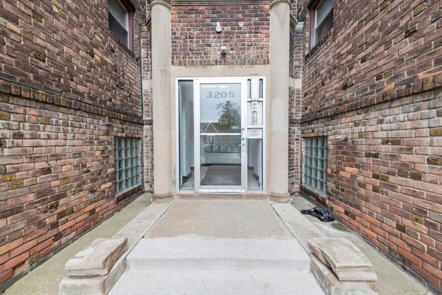 More Photos Of 3205 Kendall St, Detroit Apartments For Sale