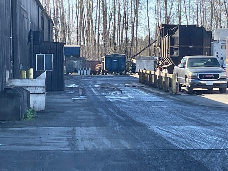 More Photos Of 4441 NE 148th Ave, Portland Warehouse For Sale