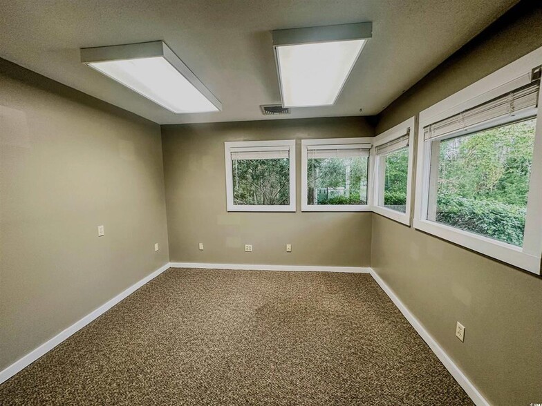 More Photos Of 8028 Myrtle Trace Dr, Conway Medical For Lease