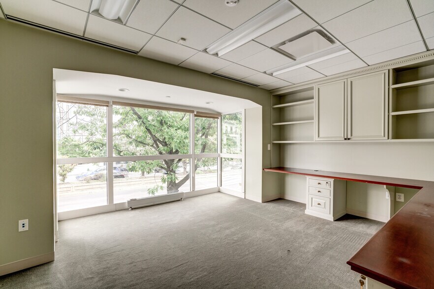 More Photos Of 2040 S St NW, Washington Office For Sale