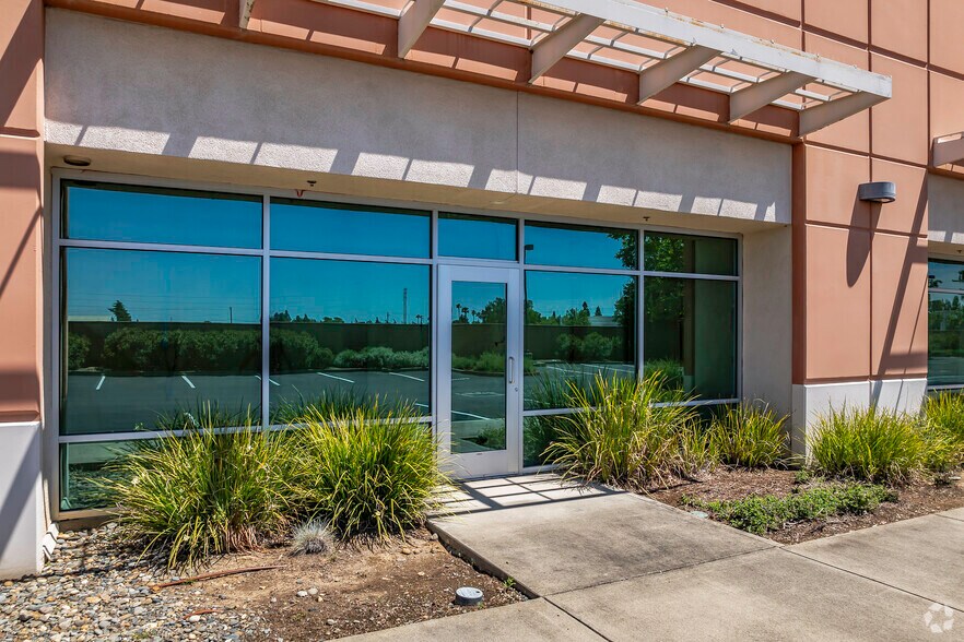 More Photos Of 1104 Tinker Rd, Rocklin Unknown For Lease