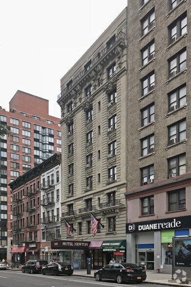 More Photos Of 2528 Broadway, New York Hotel For Lease