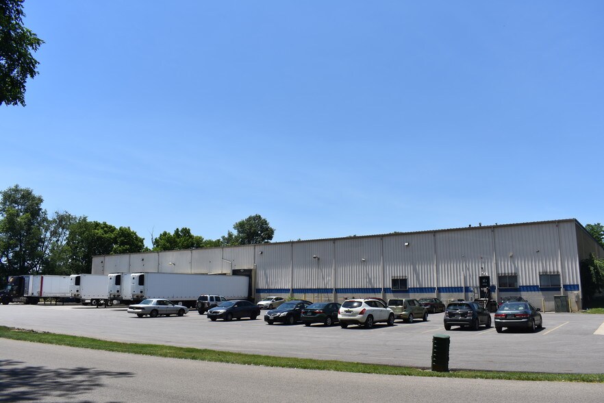 More Photos Of 2100 Mcgaw Rd, Columbus Warehouse For Lease