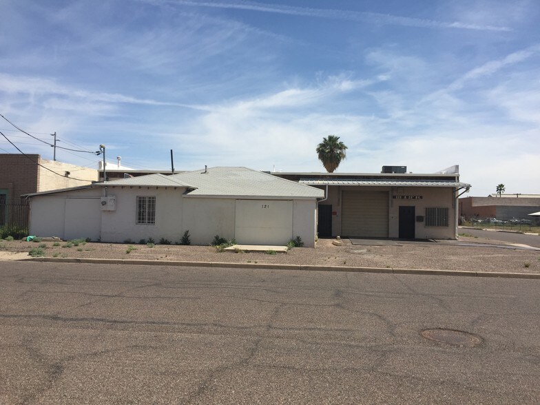 More Photos Of 121 S 25th St, Phoenix Warehouse For Sale