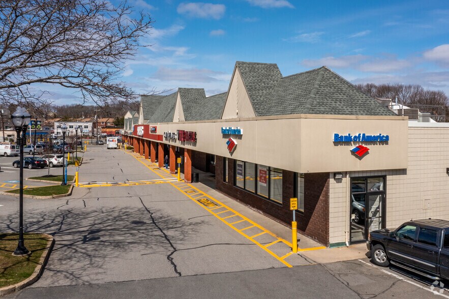 321 Paradise Rd, Salem, MA 01970 Retail For Lease