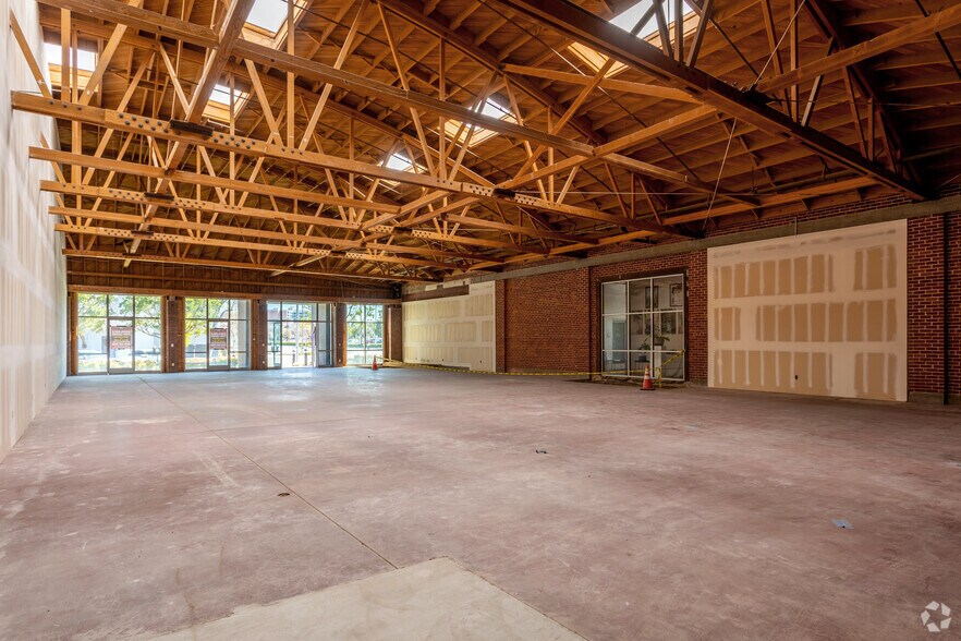 More Photos Of 1419 M St, Fresno Loft Creative Space For Lease