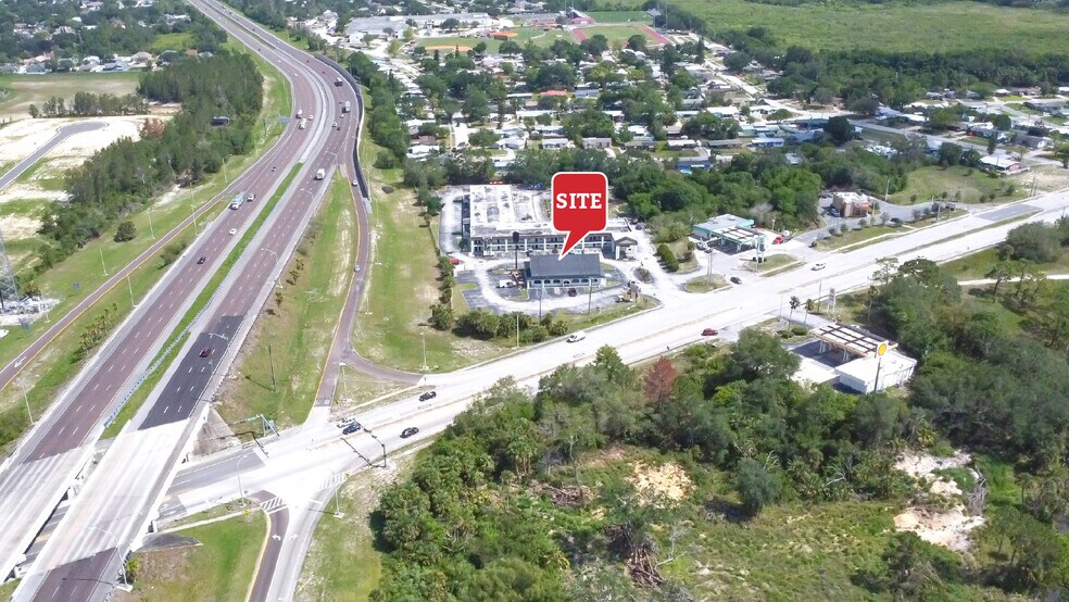 More Photos Of 3490 Garden St, Titusville Restaurant For Lease