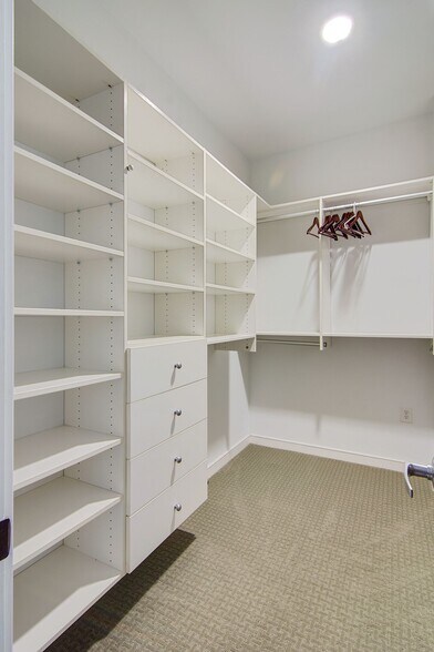 More Photos Of 487 King St, Charleston Loft Creative Space For Sale