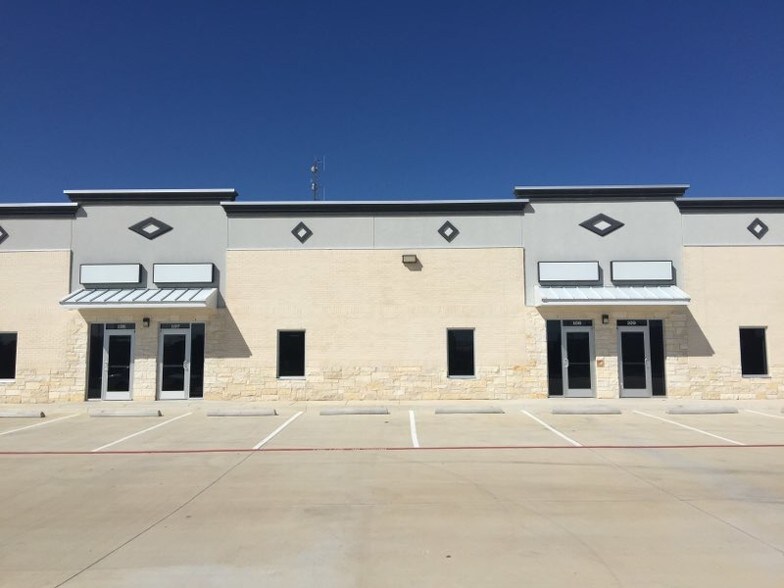 More Photos Of 3831 FM 2181, Corinth Flex For Lease