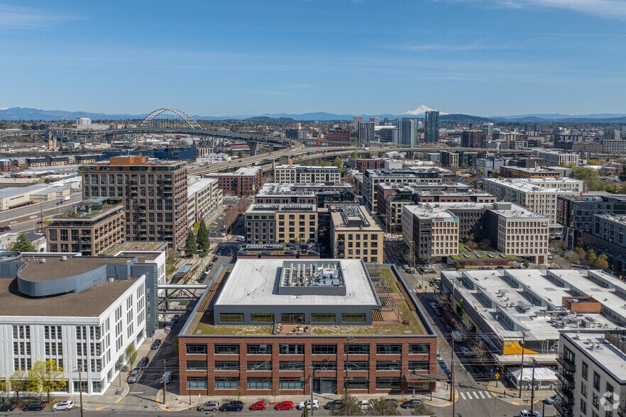 More Photos Of 2175 NW Raleigh St, Portland Coworking Space