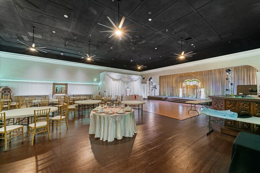 More Photos Of 917 Whittier Blvd, Montebello Storefront For Sale