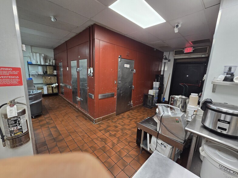 More Photos Of 4232 Highway 6 N, Houston Fast Food For Sale