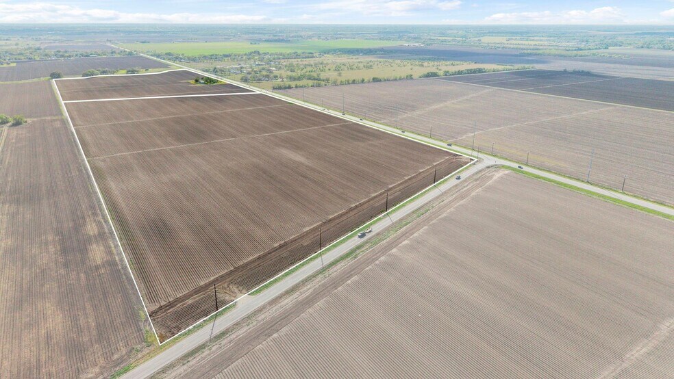 More Photos Of 7639 7639 FM 2977, Needville Land For Sale
