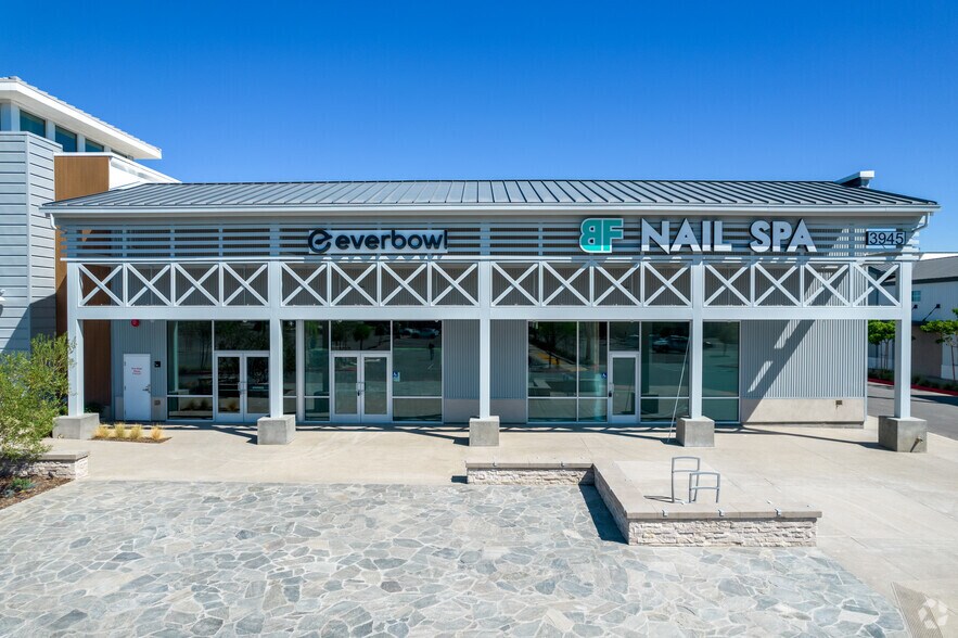 More Photos Of 3941 Bedford Canyon Rd, Corona Unknown For Sale