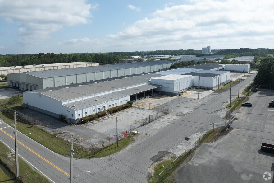Primary Photo Of 5545 Shawland Rd, Jacksonville Refrigeration Cold Storage For Sale