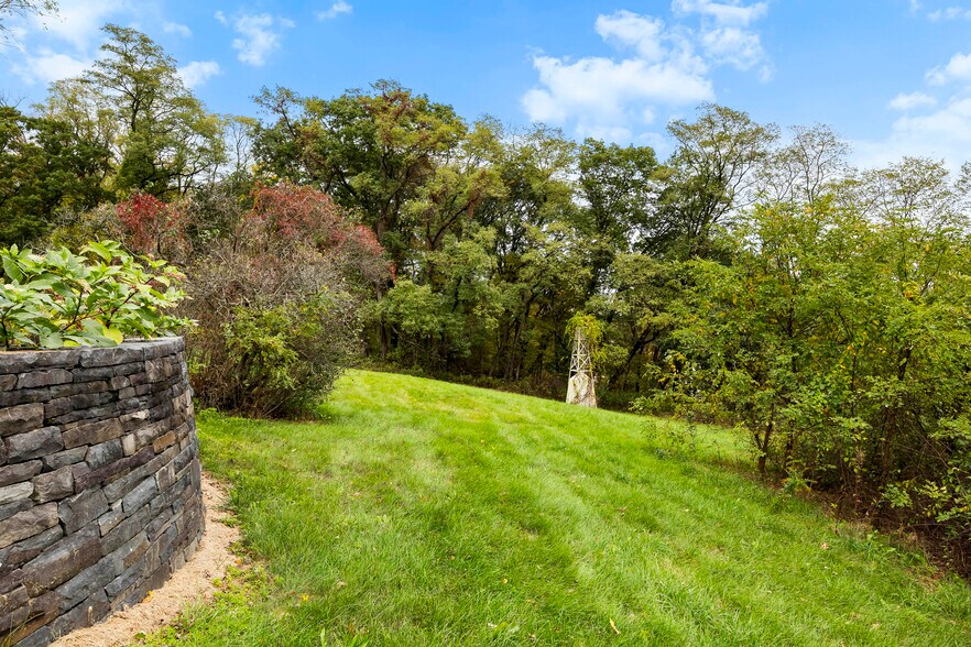 More Photos Of 47 Bronk Rd, Selkirk Land For Sale