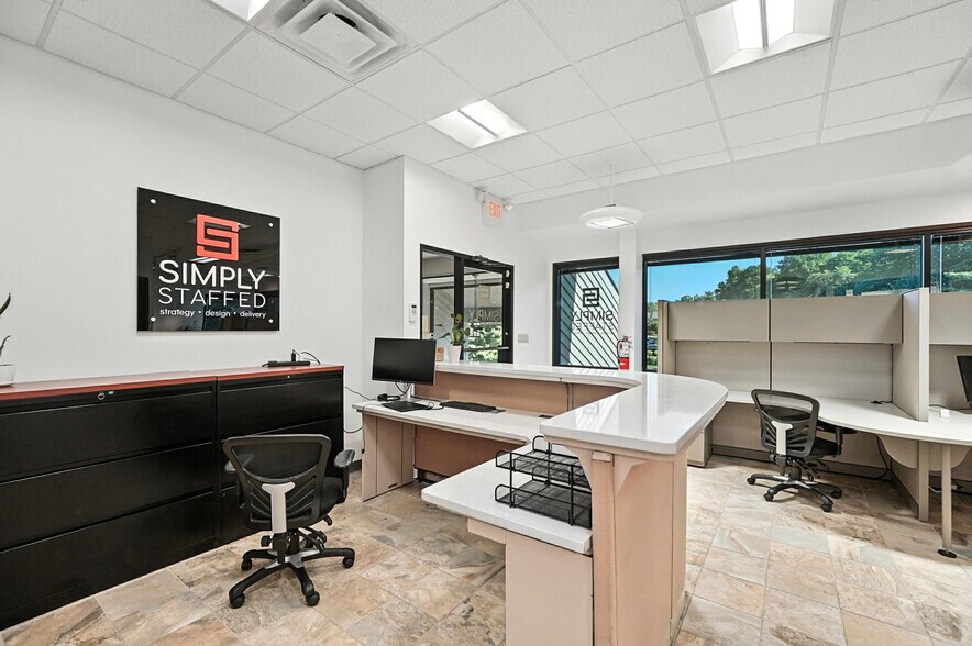 More Photos Of 5636 Bridgetown Rd, Cincinnati Medical For Sale