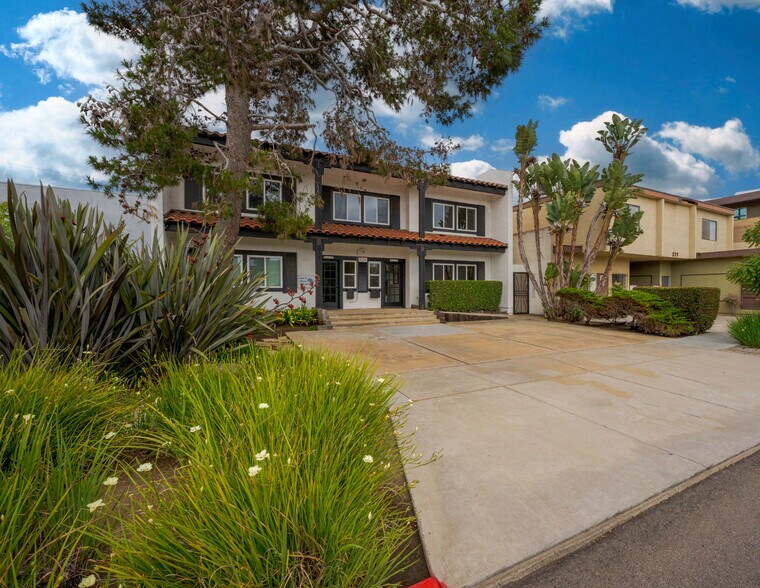 More Photos Of 829 2nd St, Encinitas Office For Lease