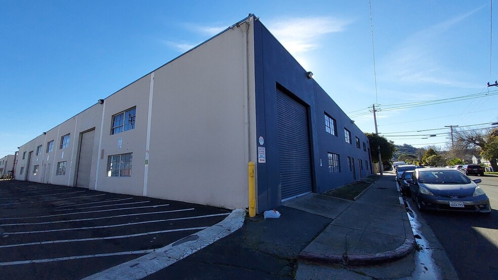 More Photos Of 215 O'Neill Ave, Belmont Warehouse For Lease