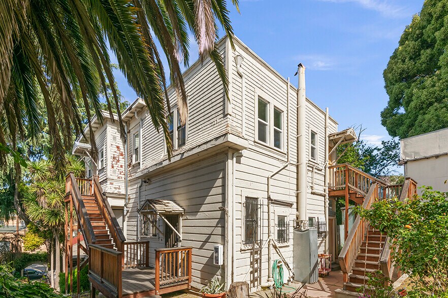 More Photos Of 322 Athol Ave, Oakland Multifamily For Sale