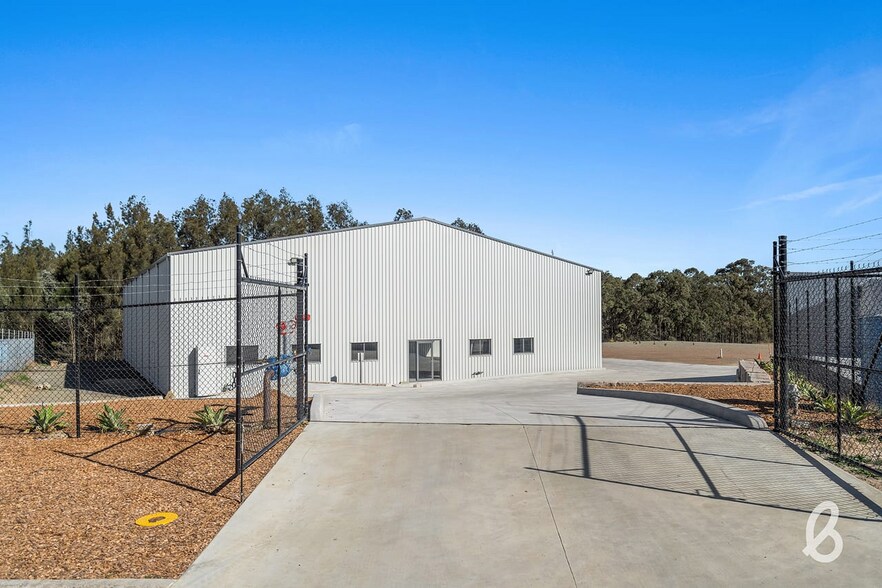 More Photos Of 6 Longworth Cl, McDougalls Hill Warehouse For Lease