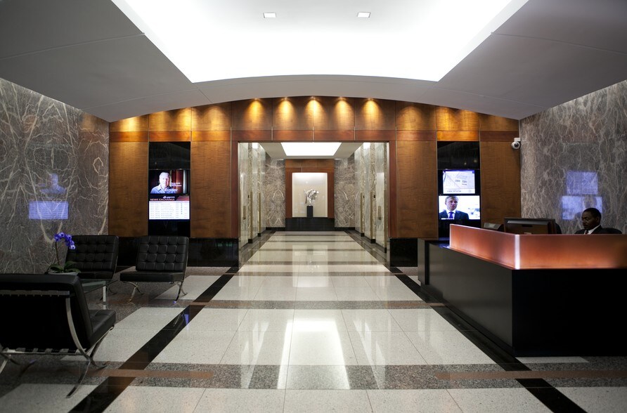 More Photos Of 2000 M St NW, Washington Office For Lease