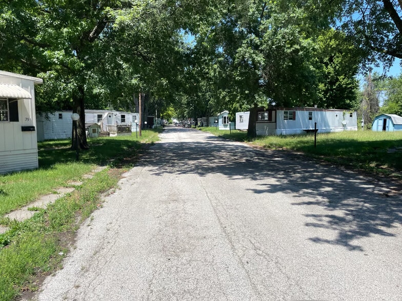 More Photos Of 3019 Nebraska Ave, Toledo Manufactured Housing Mobile Home Park For Sale