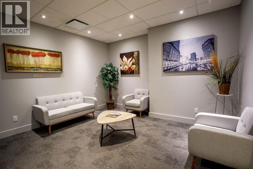 More Photos Of 1455 Ellis St, Kelowna Office Residential For Sale