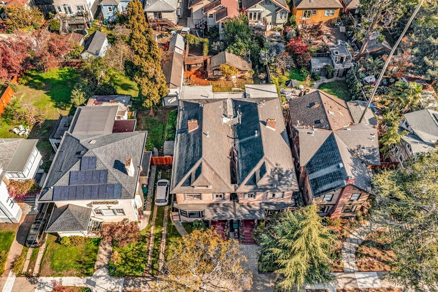 More Photos Of 6446-6452 Colby St, Oakland Apartments For Sale