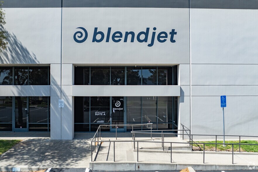 More Photos Of 535 Getty Ct, Benicia Warehouse For Lease