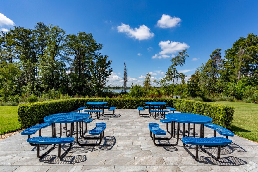 More Photos Of 5900 Lake Ellenor Dr, Orlando Office For Sale