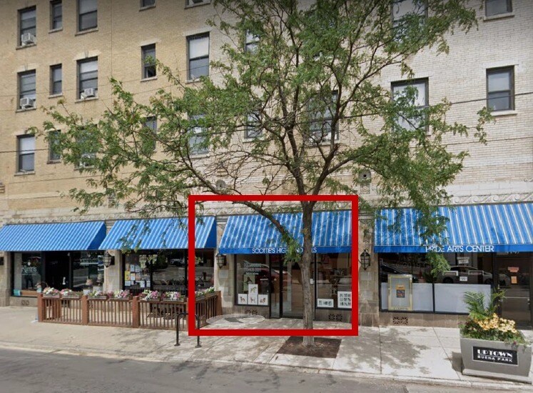 More Photos Of 4151 N Broadway St, Chicago Apartments For Lease