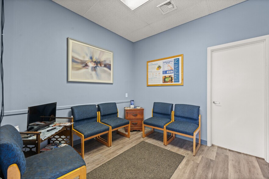 More Photos Of 510 43rd St, Union City Medical For Sale