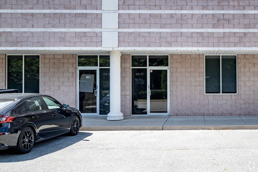 More Photos Of 54 Old Dock Rd, Yaphank Light Distribution For Lease