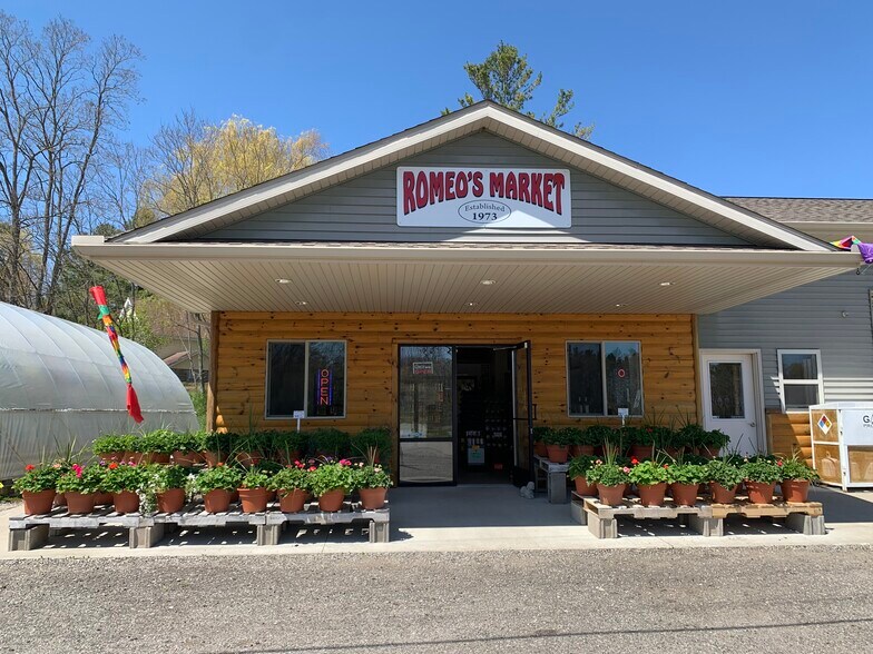 Primary Photo Of 1208 S US Highway 23, Tawas City Showroom For Sale
